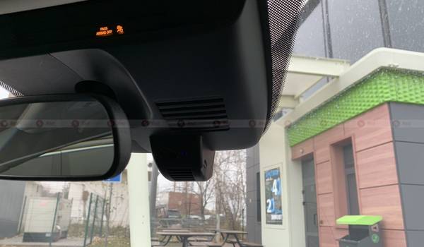 redpower_dvr-mz-n_in_car_2_1